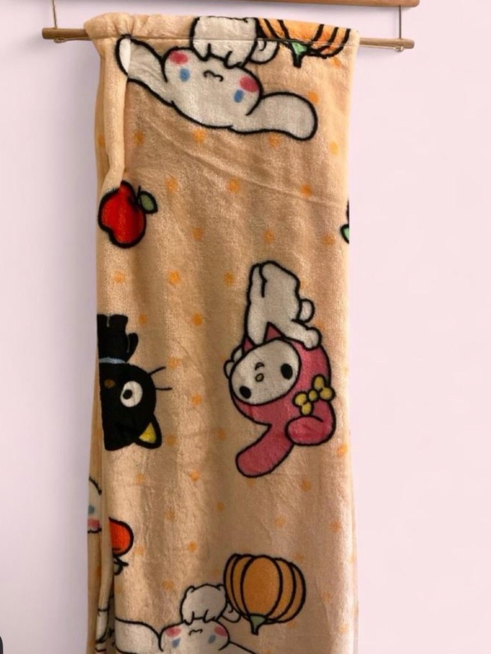 Hello Kitty Fall Blanket